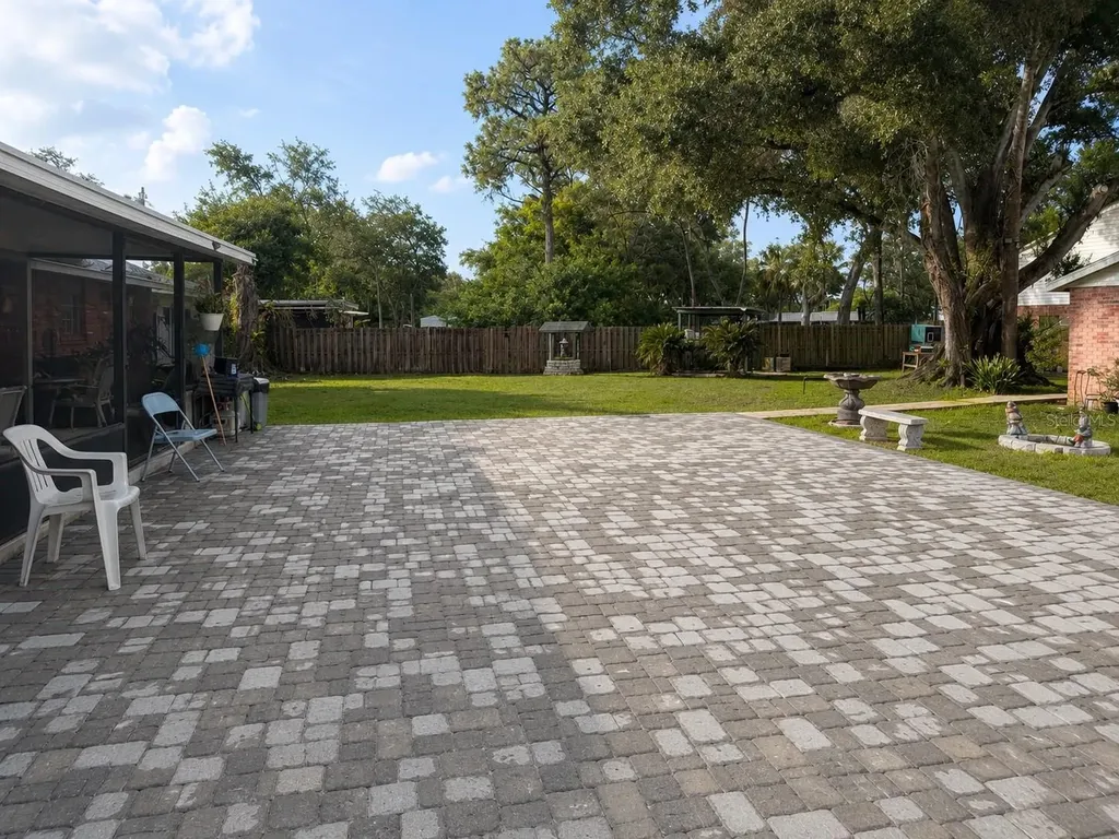 2504 S 54th Street Tampa FL 33619