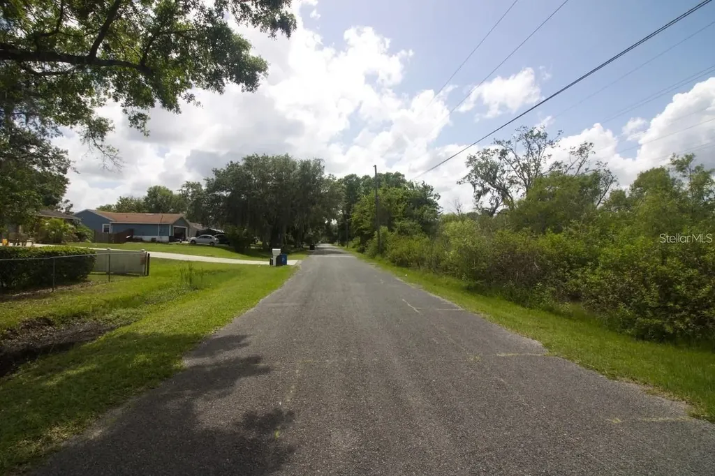 274 Toms Road Debary FL 32713