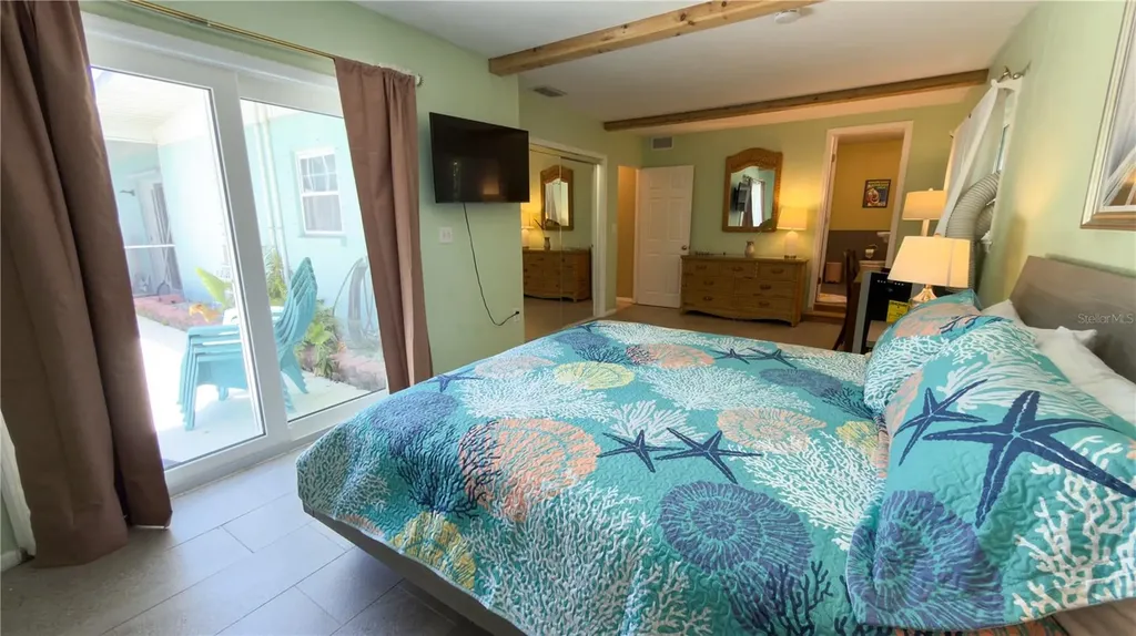 2215 Alvarado Lane Sarasota FL 34231