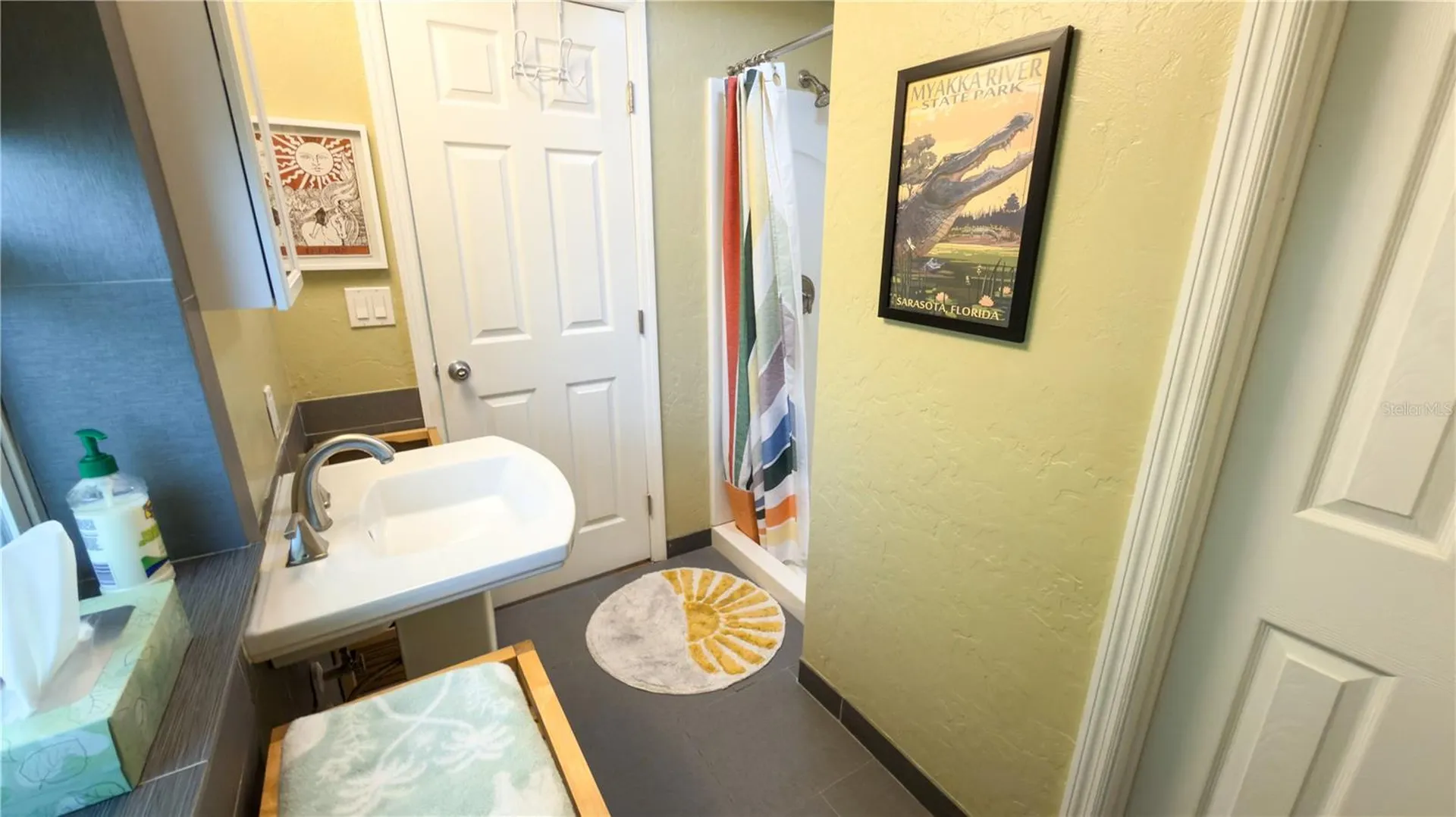 2215 Alvarado Lane Sarasota FL 34231