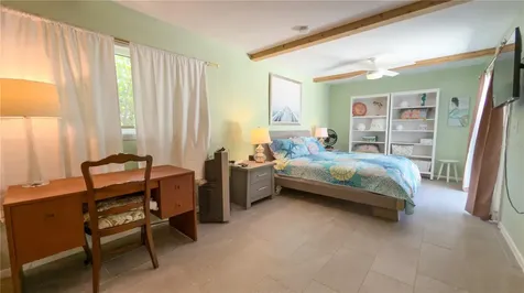 2215 Alvarado Lane Sarasota FL 34231