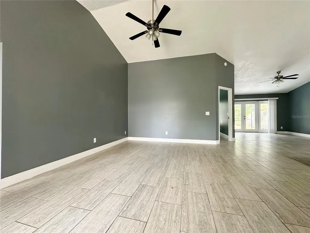 1516 Crosswind Circle Orlando FL 32825
