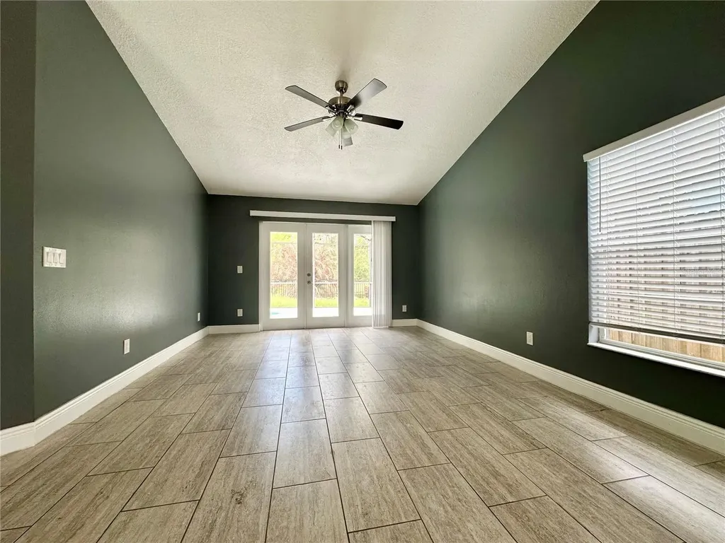 1516 Crosswind Circle Orlando FL 32825