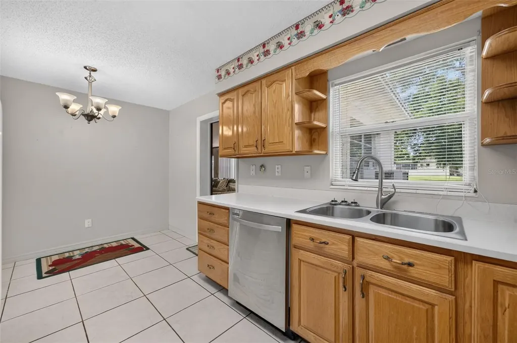 212 15th Avenue Ocoee FL 34761