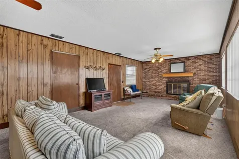 212 15th Avenue Ocoee FL 34761