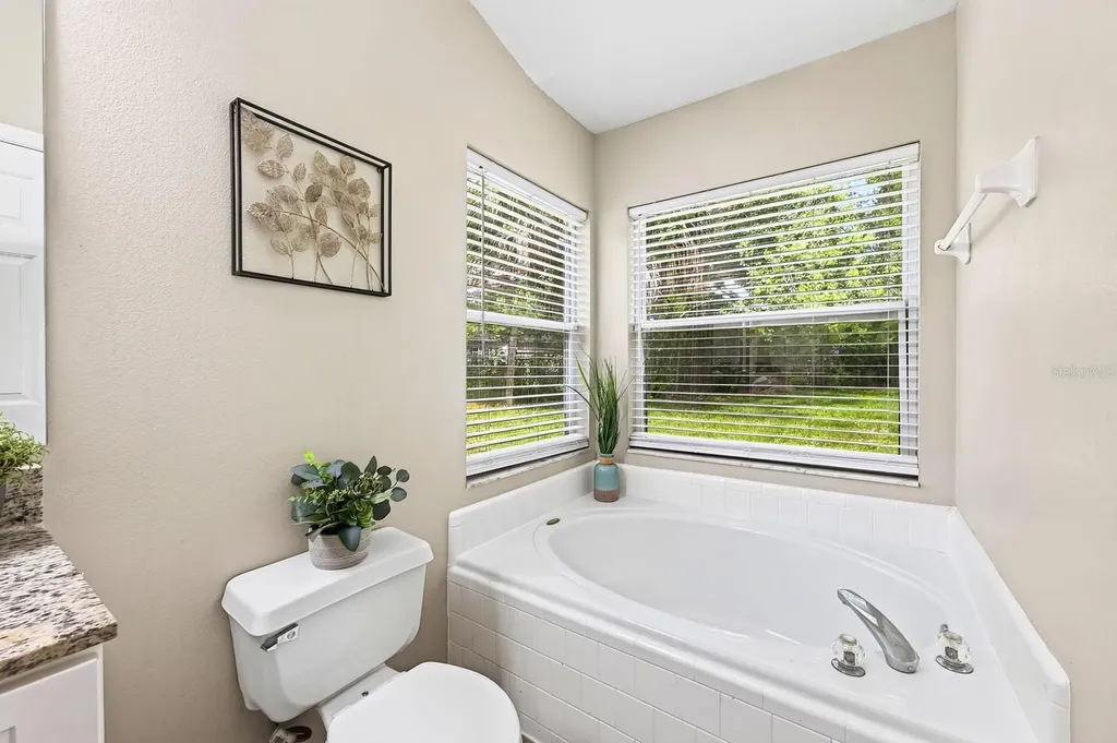 2911 Malcolm Drive Deltona FL 32738