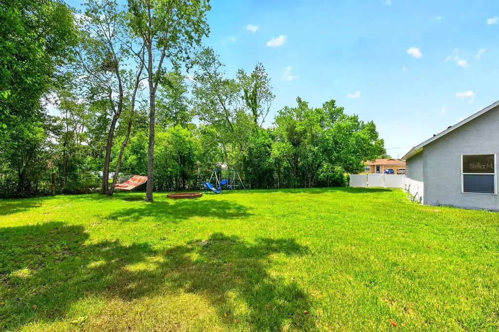 2911 Malcolm Drive Deltona FL 32738