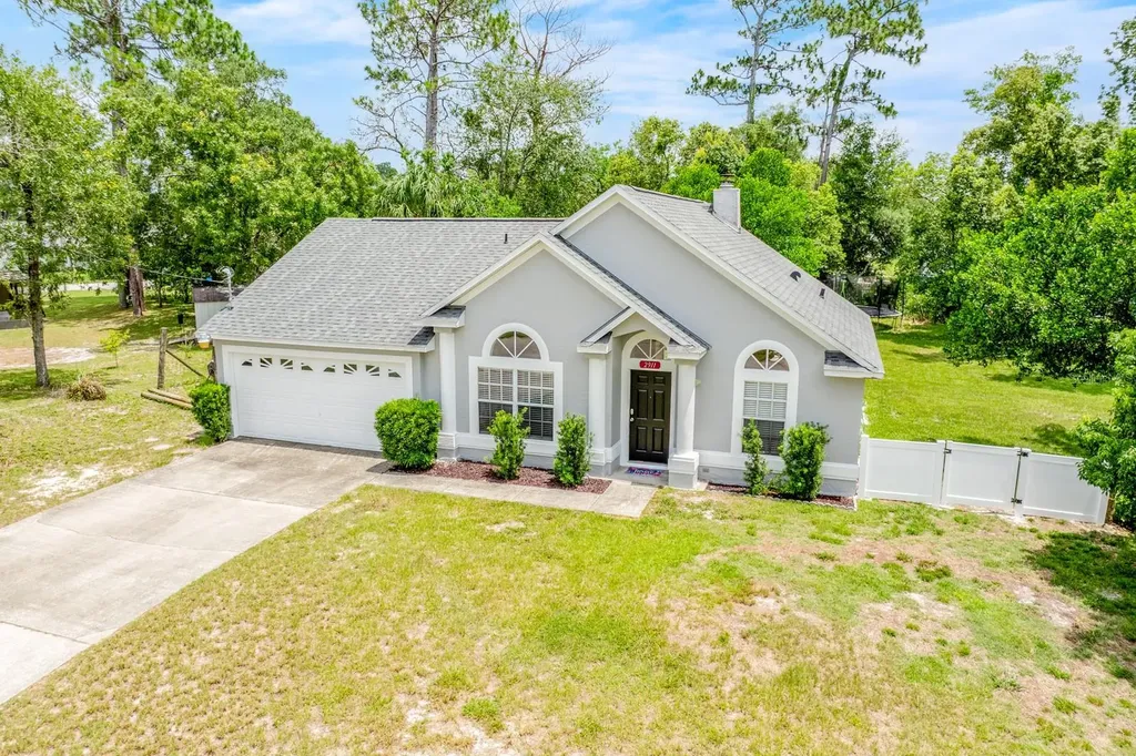 2911 Malcolm Drive Deltona FL 32738