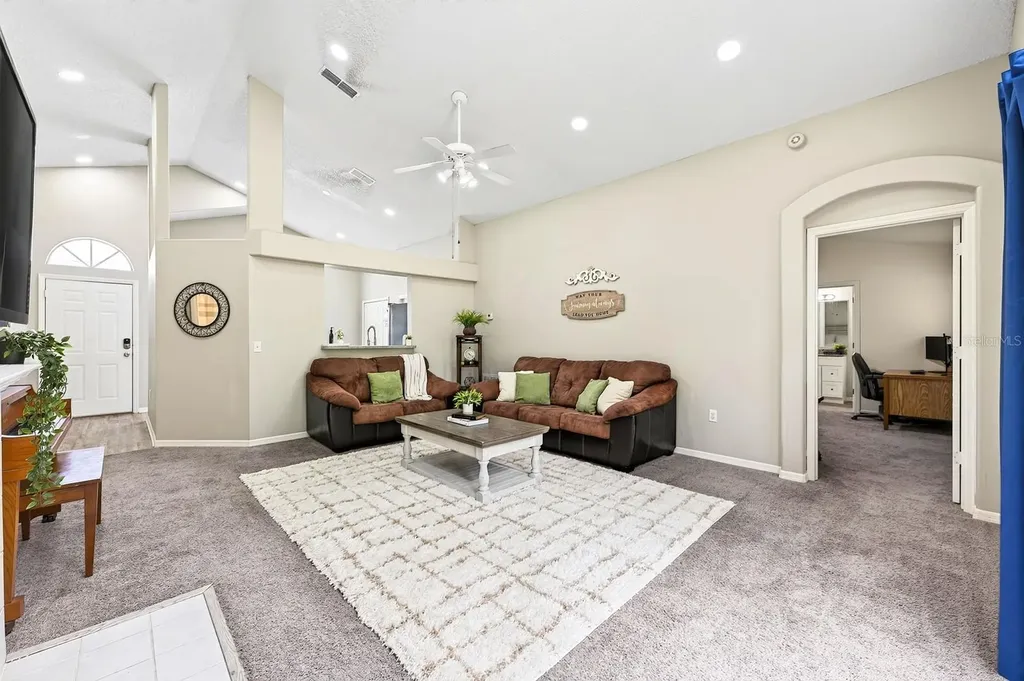 2911 Malcolm Drive Deltona FL 32738