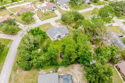 2911 Malcolm Drive Deltona FL 32738