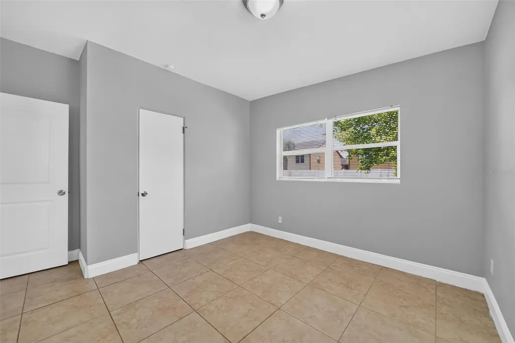4001 Monarch Drive Orlando FL 32812