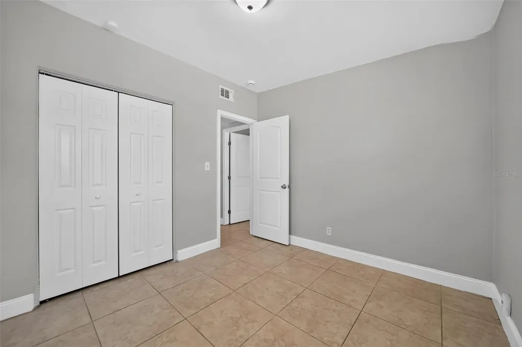 4001 Monarch Drive Orlando FL 32812