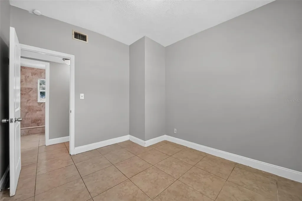 4001 Monarch Drive Orlando FL 32812