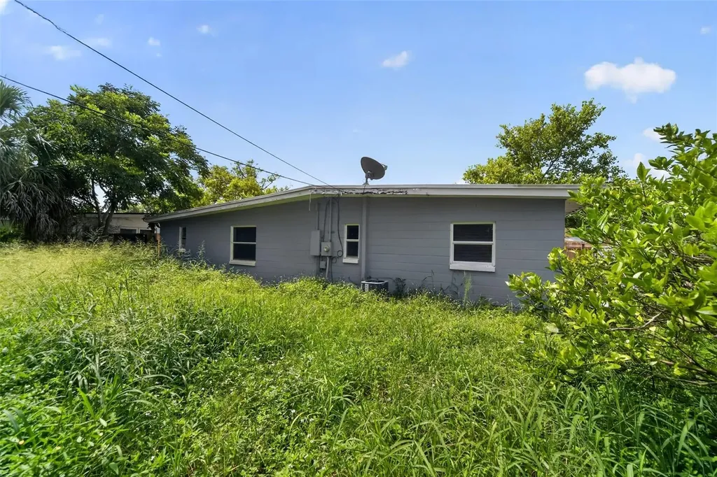 4001 Monarch Drive Orlando FL 32812