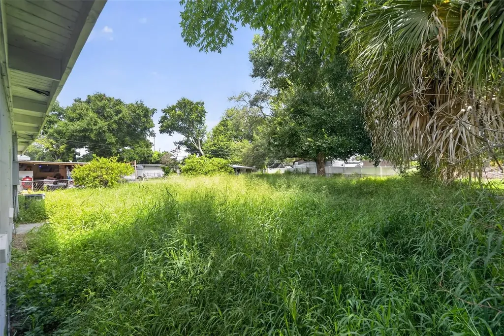 4001 Monarch Drive Orlando FL 32812