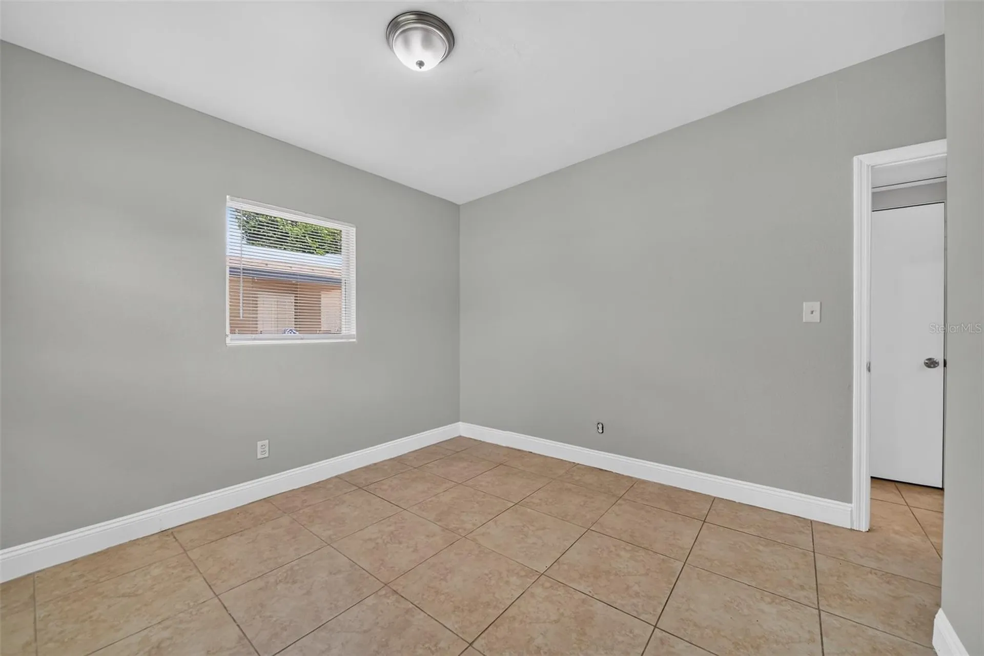 4001 Monarch Drive Orlando FL 32812