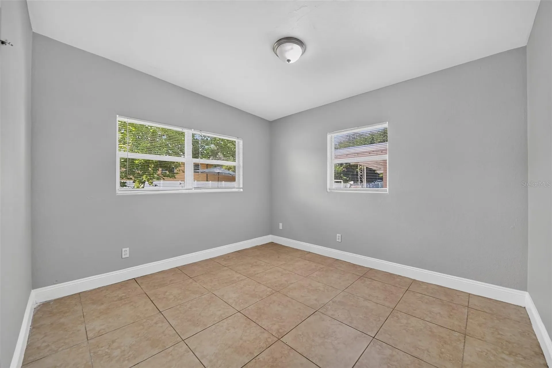 4001 Monarch Drive Orlando FL 32812