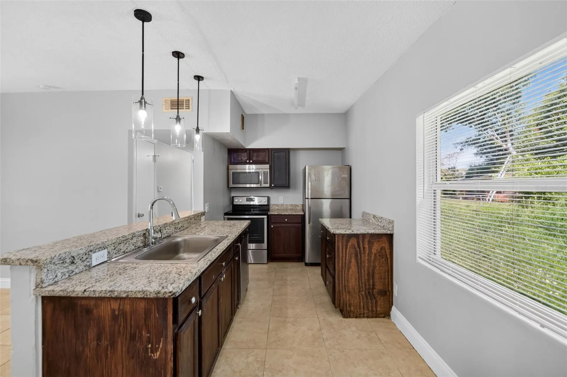 4001 Monarch Drive Orlando FL 32812