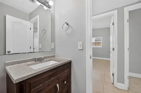 4001 Monarch Drive Orlando FL 32812