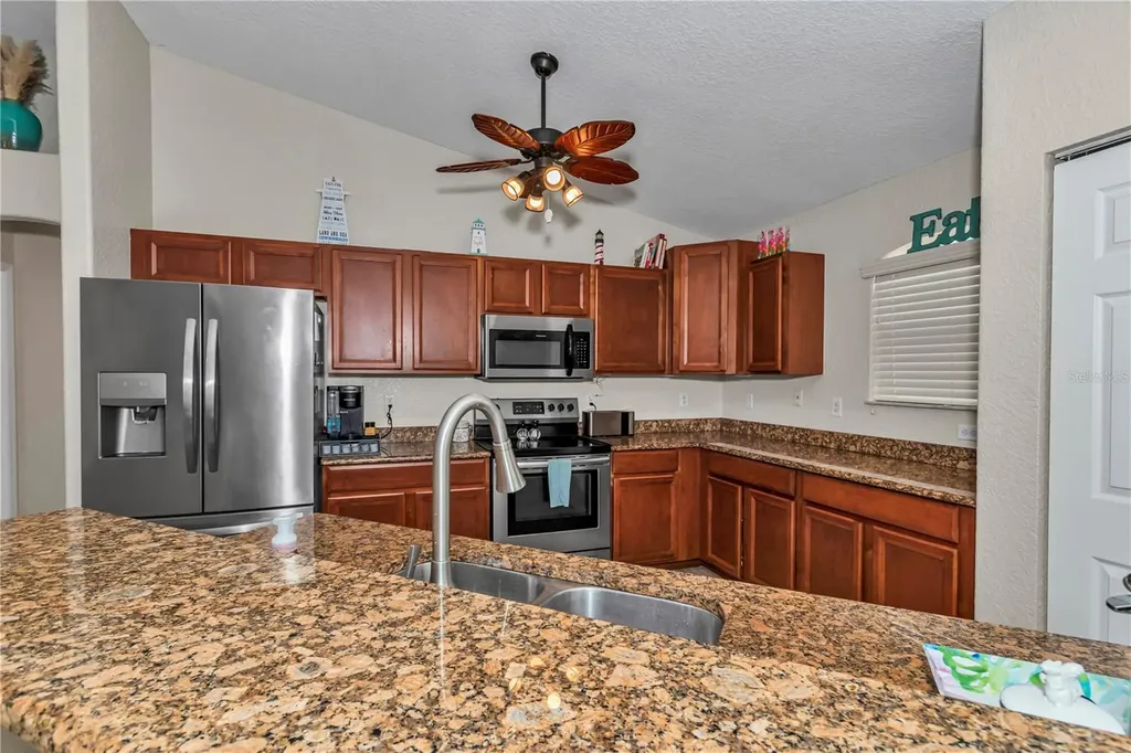 12439 NE 48th Circle Oxford FL 34484