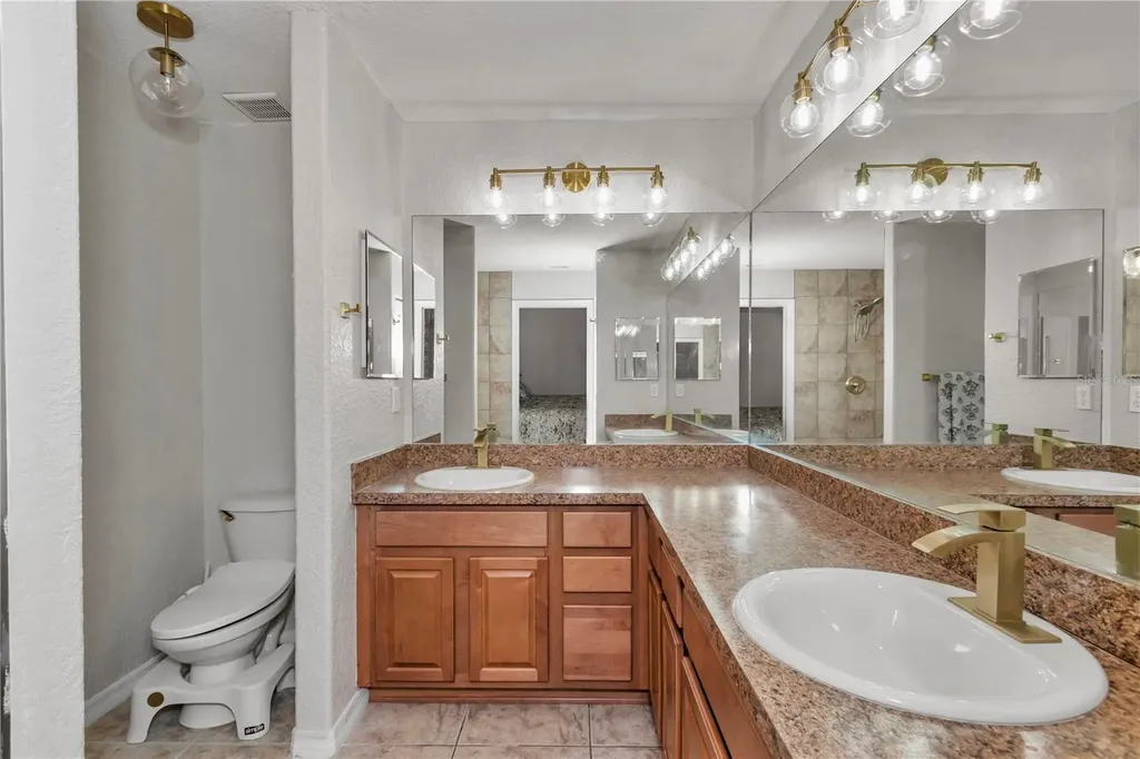 12439 NE 48th Circle Oxford FL 34484