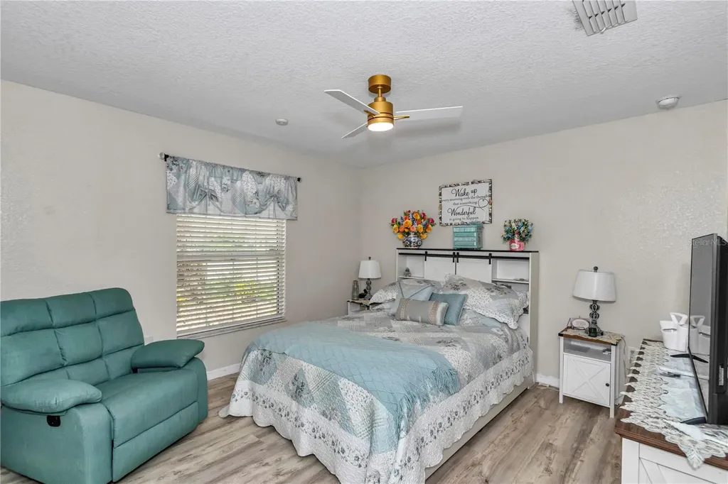 12439 NE 48th Circle Oxford FL 34484
