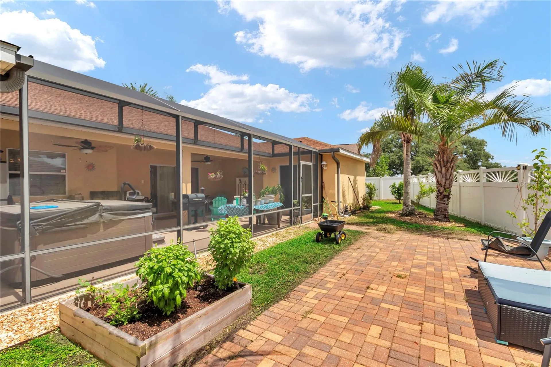 12439 NE 48th Circle Oxford FL 34484