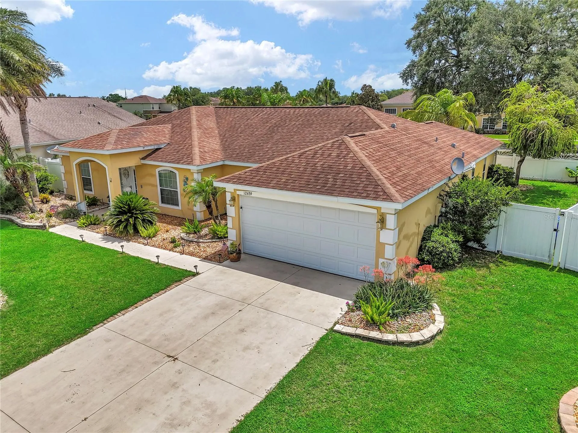 12439 NE 48th Circle Oxford FL 34484