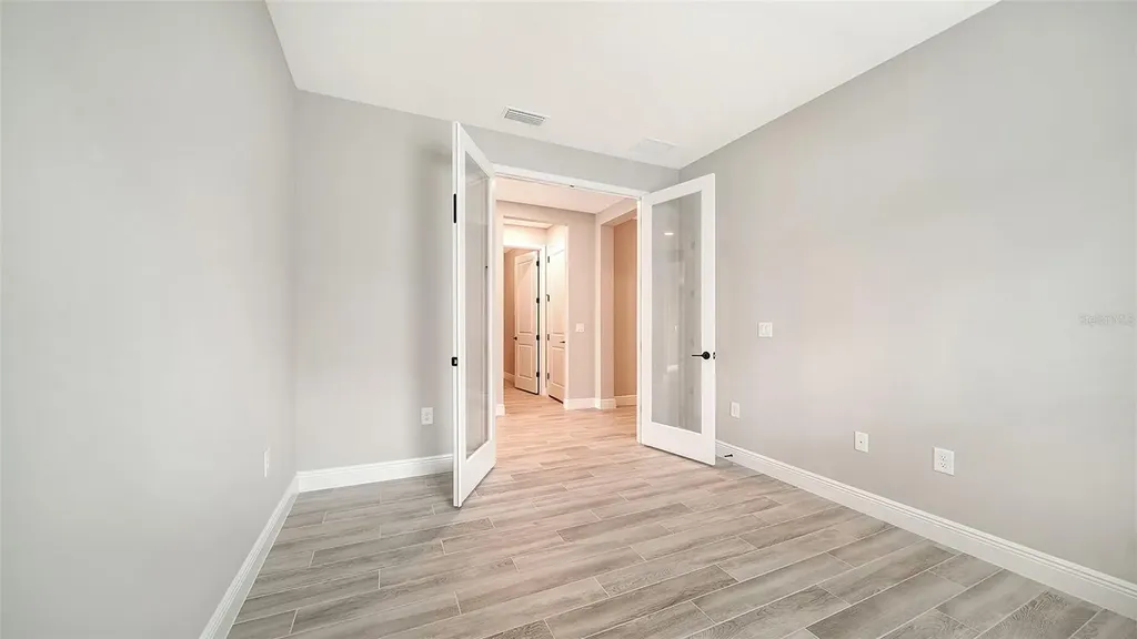 8063 Anthirium Loop Sarasota FL 34240