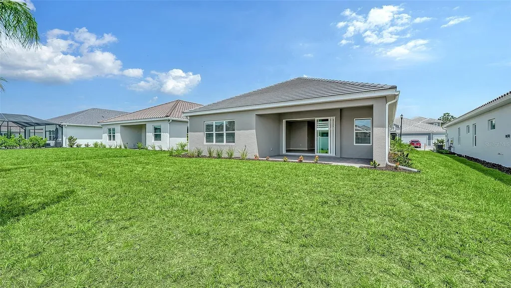 8063 Anthirium Loop Sarasota FL 34240