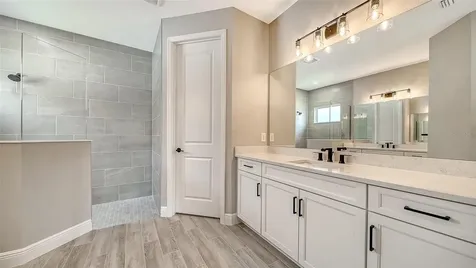 8063 Anthirium Loop Sarasota FL 34240