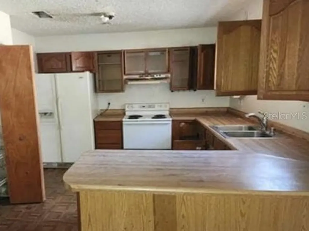 5875 NE 167th Avenue Silver Springs FL 34488