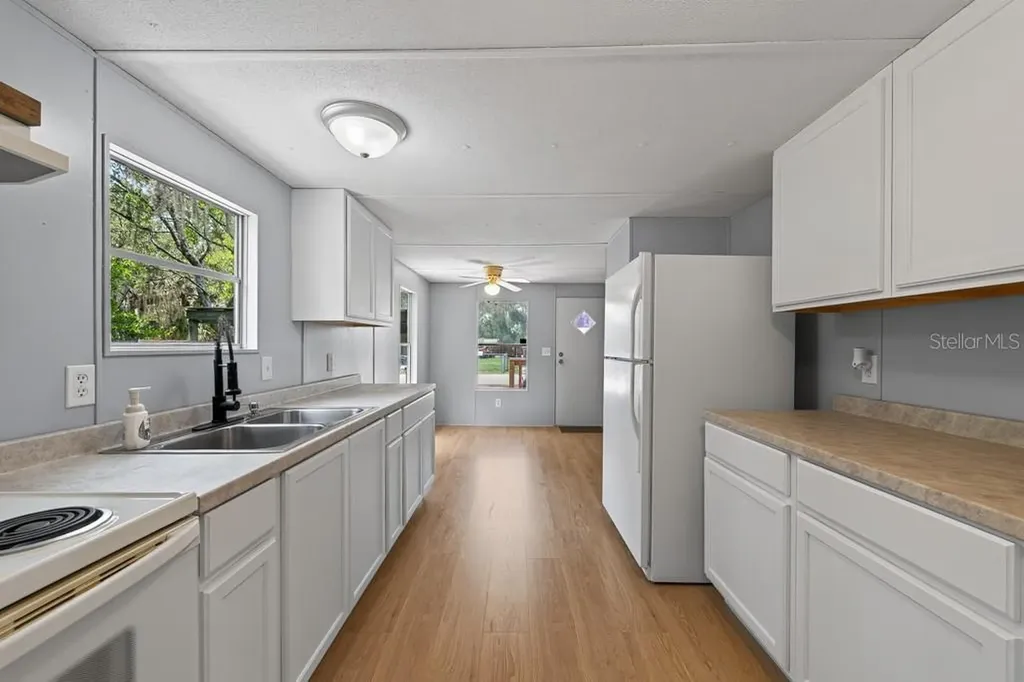 11711 Tucker Road Riverview FL 33569