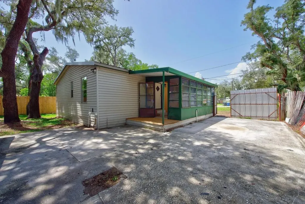 11711 Tucker Road Riverview FL 33569