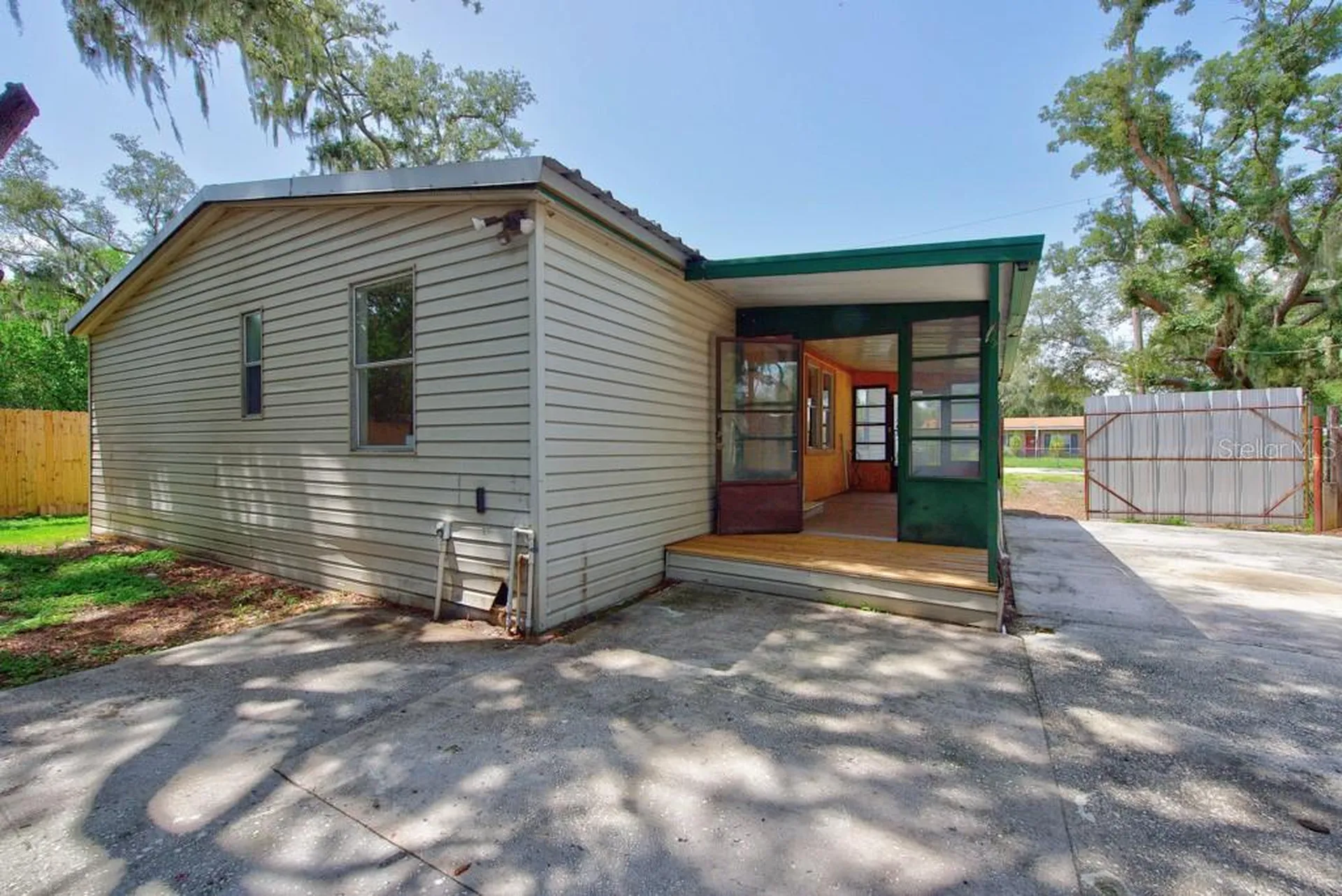 11711 Tucker Road Riverview FL 33569