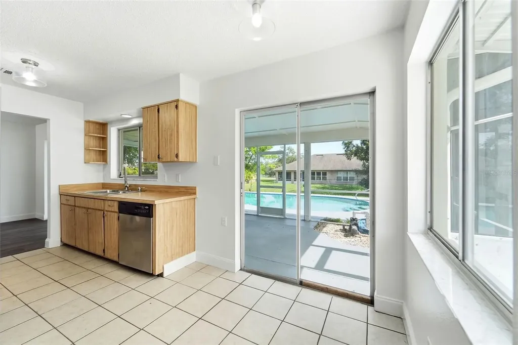 1360 N Old Mill Drive Deltona FL 32725