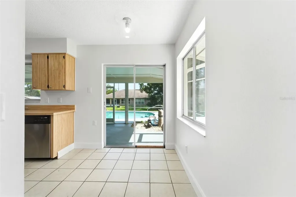 1360 N Old Mill Drive Deltona FL 32725