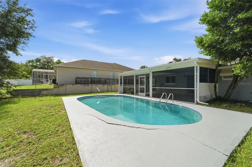 1360 N Old Mill Drive Deltona FL 32725