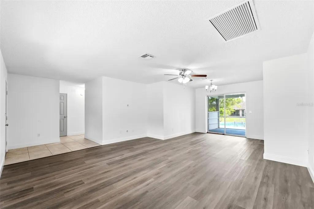 1360 N Old Mill Drive Deltona FL 32725