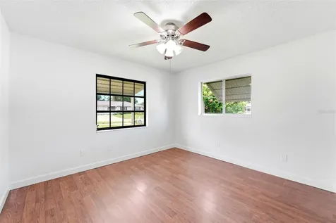 1360 N Old Mill Drive Deltona FL 32725