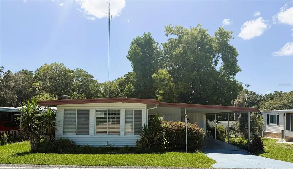 203 Aspen Circle Leesburg FL 34748