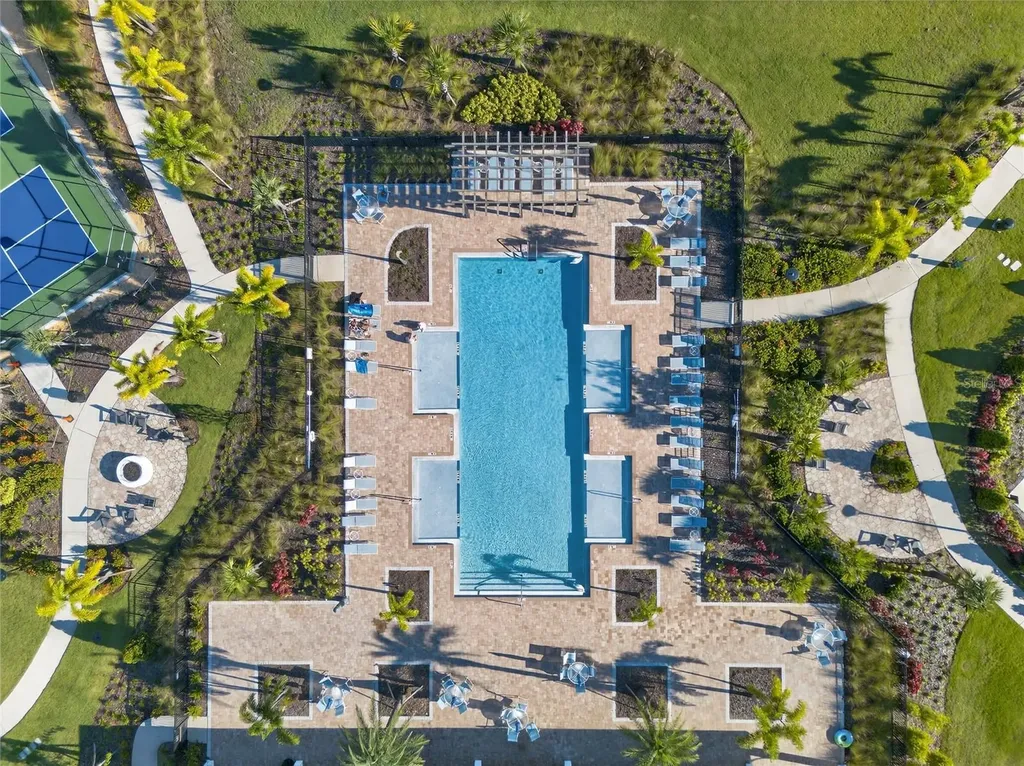 1845 Spring Shower Circle Kissimmee FL 34744