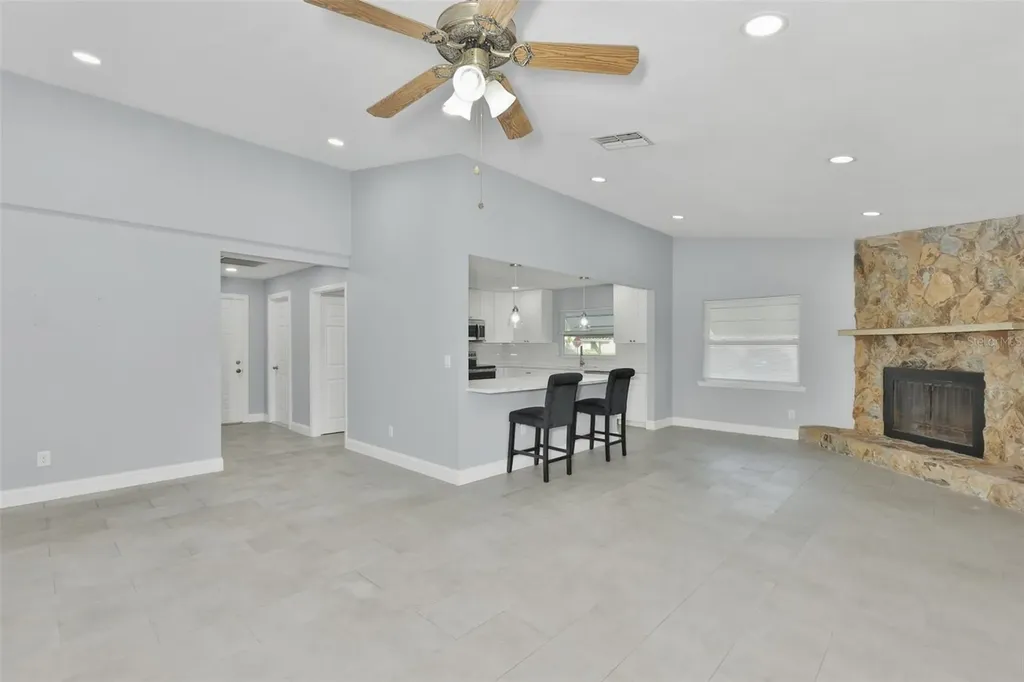 8433 Somerset Drive Largo FL 33773
