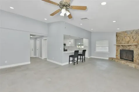 8433 Somerset Drive Largo FL 33773