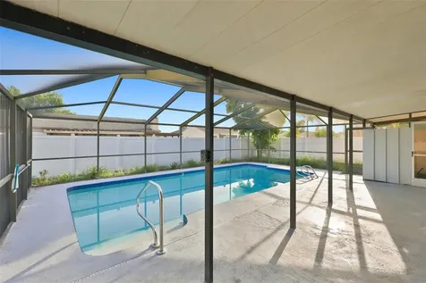8433 Somerset Drive Largo FL 33773