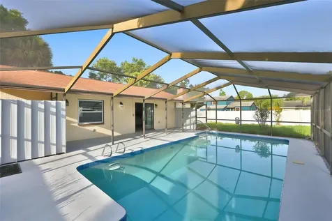 8433 Somerset Drive Largo FL 33773