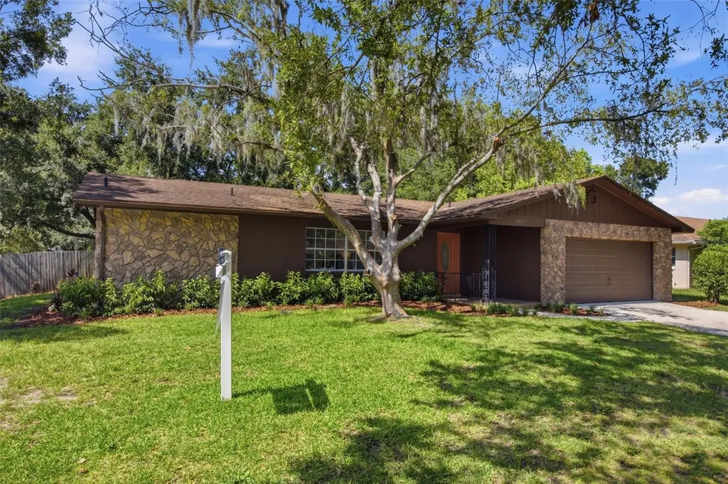 4811 Berrywood Drive Orlando FL 32812