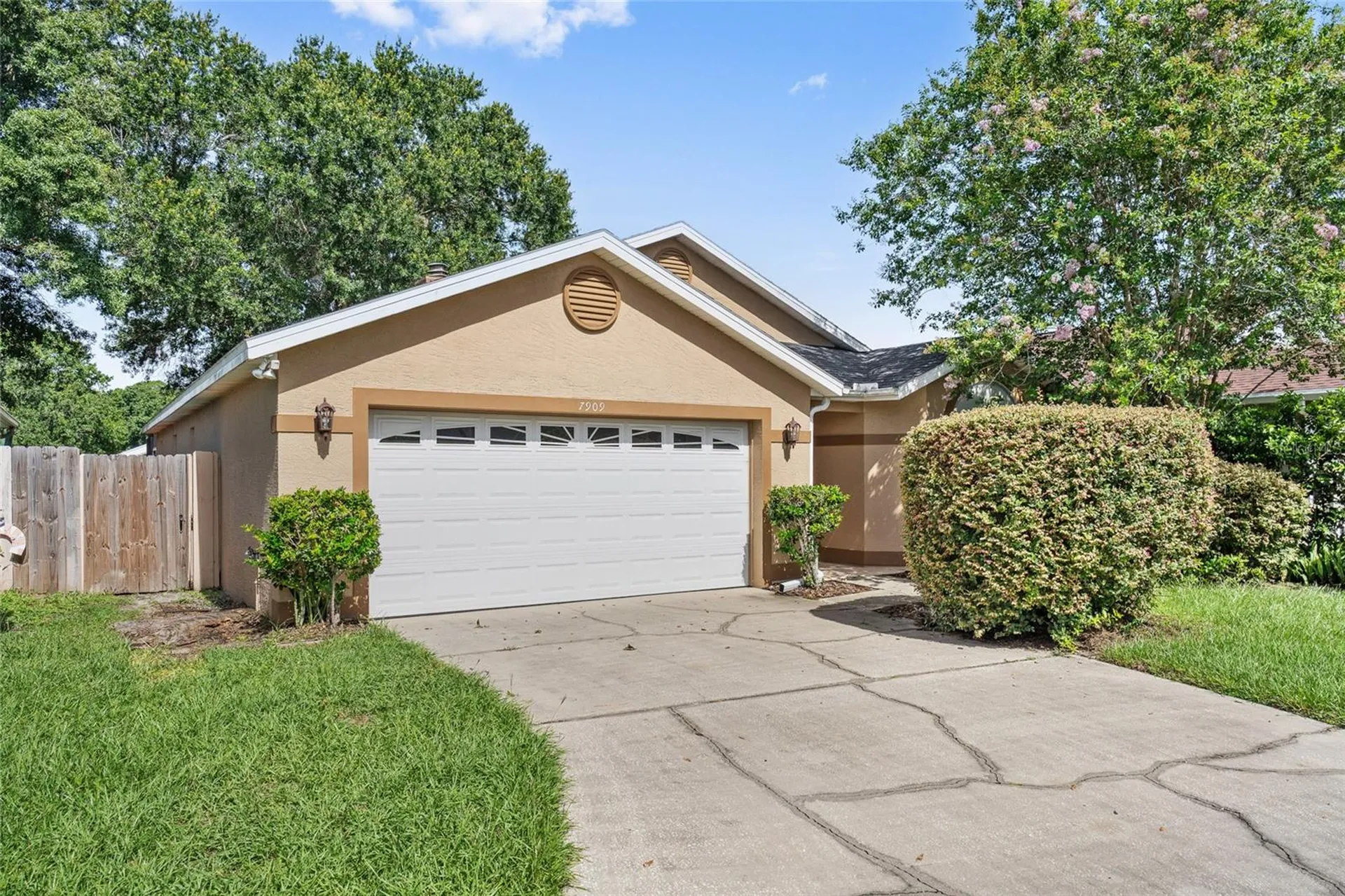 7909 Waldorf Court Orlando FL 32817