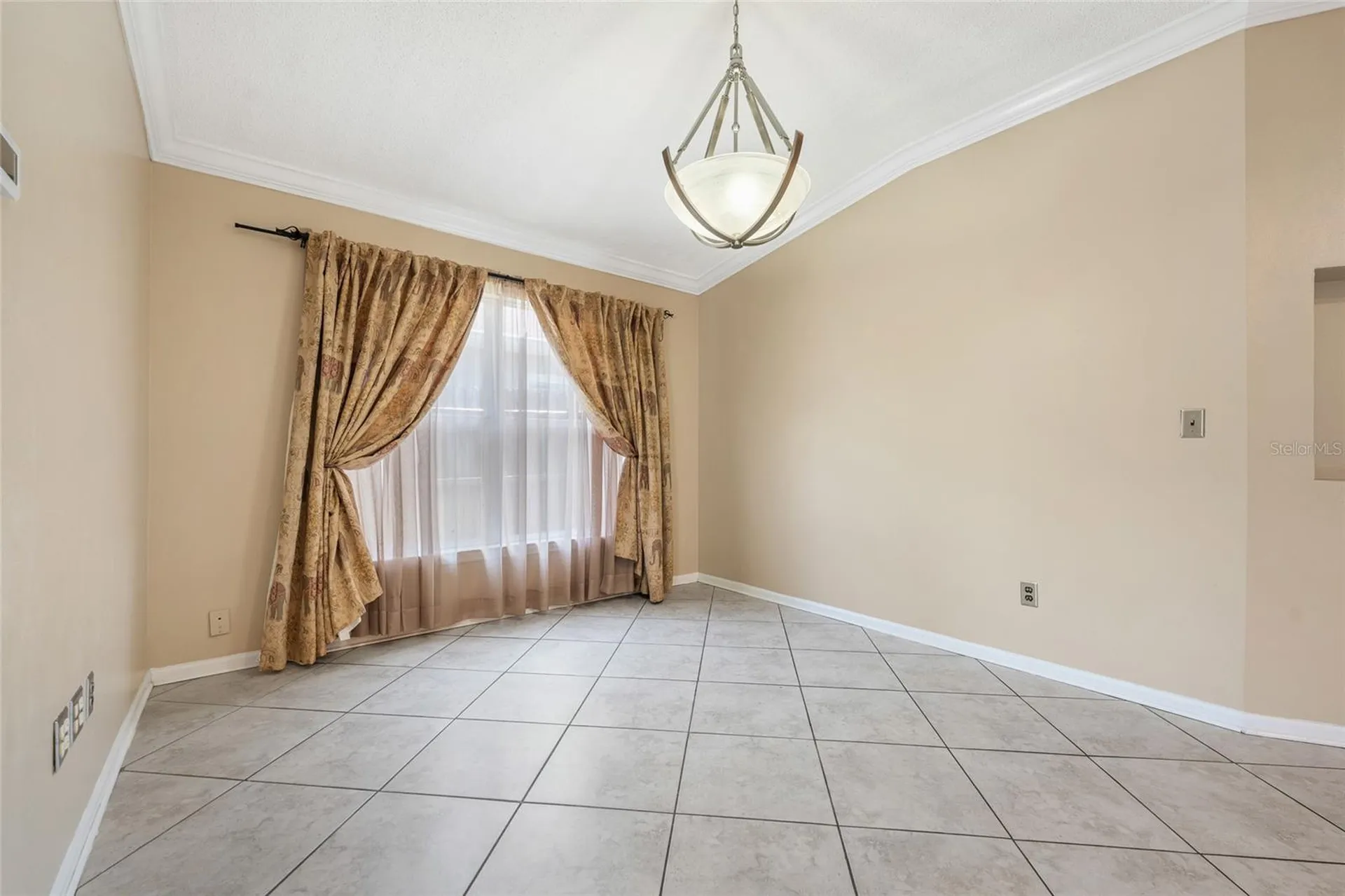 7909 Waldorf Court Orlando FL 32817