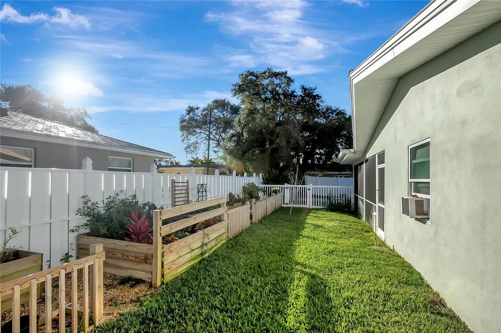809 Jacaranda Drive Largo FL 33770